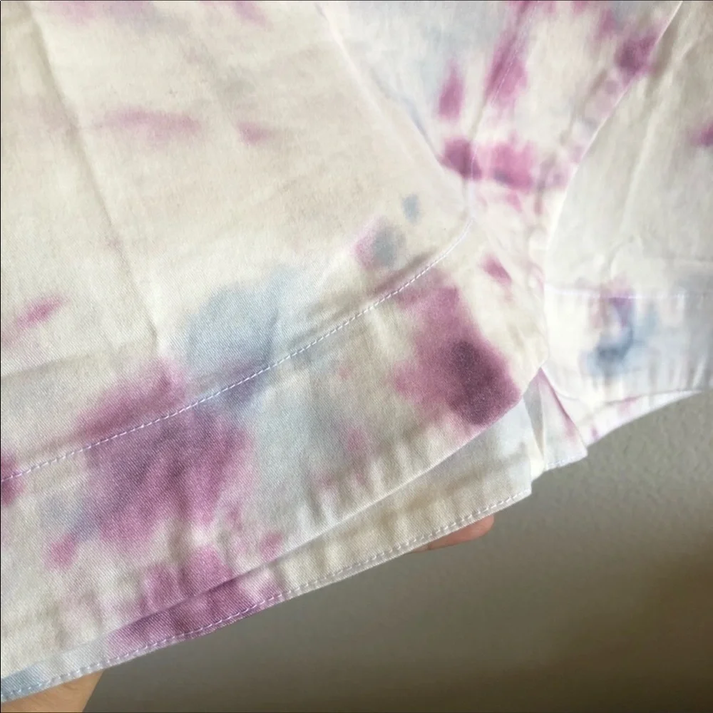 Anthropologie laying machine